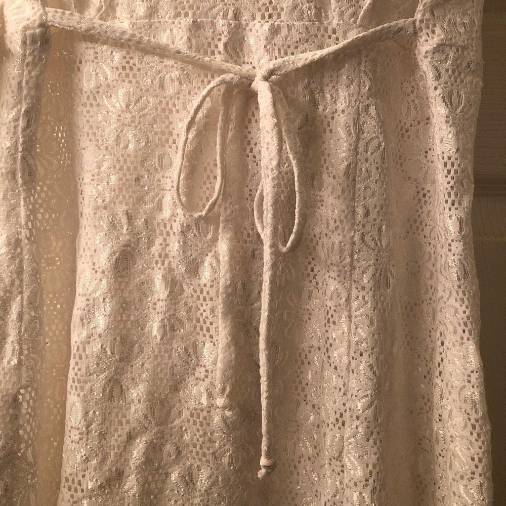 Collared lace button up - Picture 5 of 7